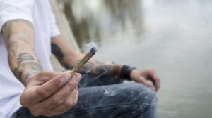 voor het eerst cannabis roken